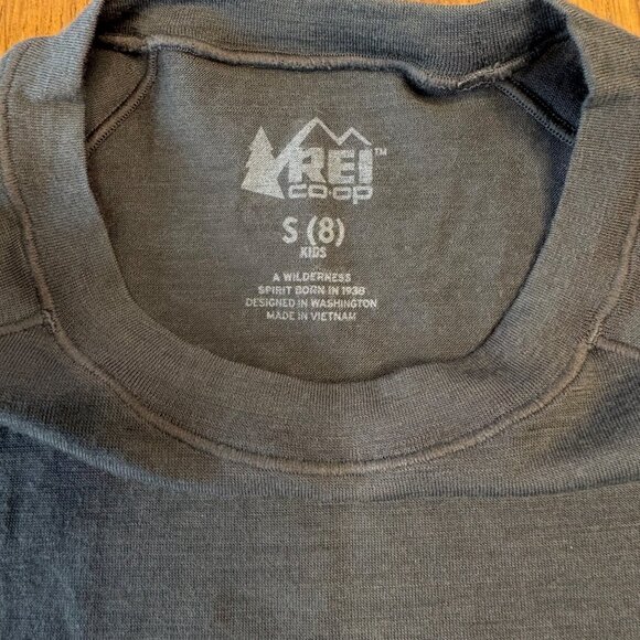REI CO-OP Midweight Merino Wool Crew Top Boys 8 S Gray Base Layer Thermal Shirt - Picture 5 of 6